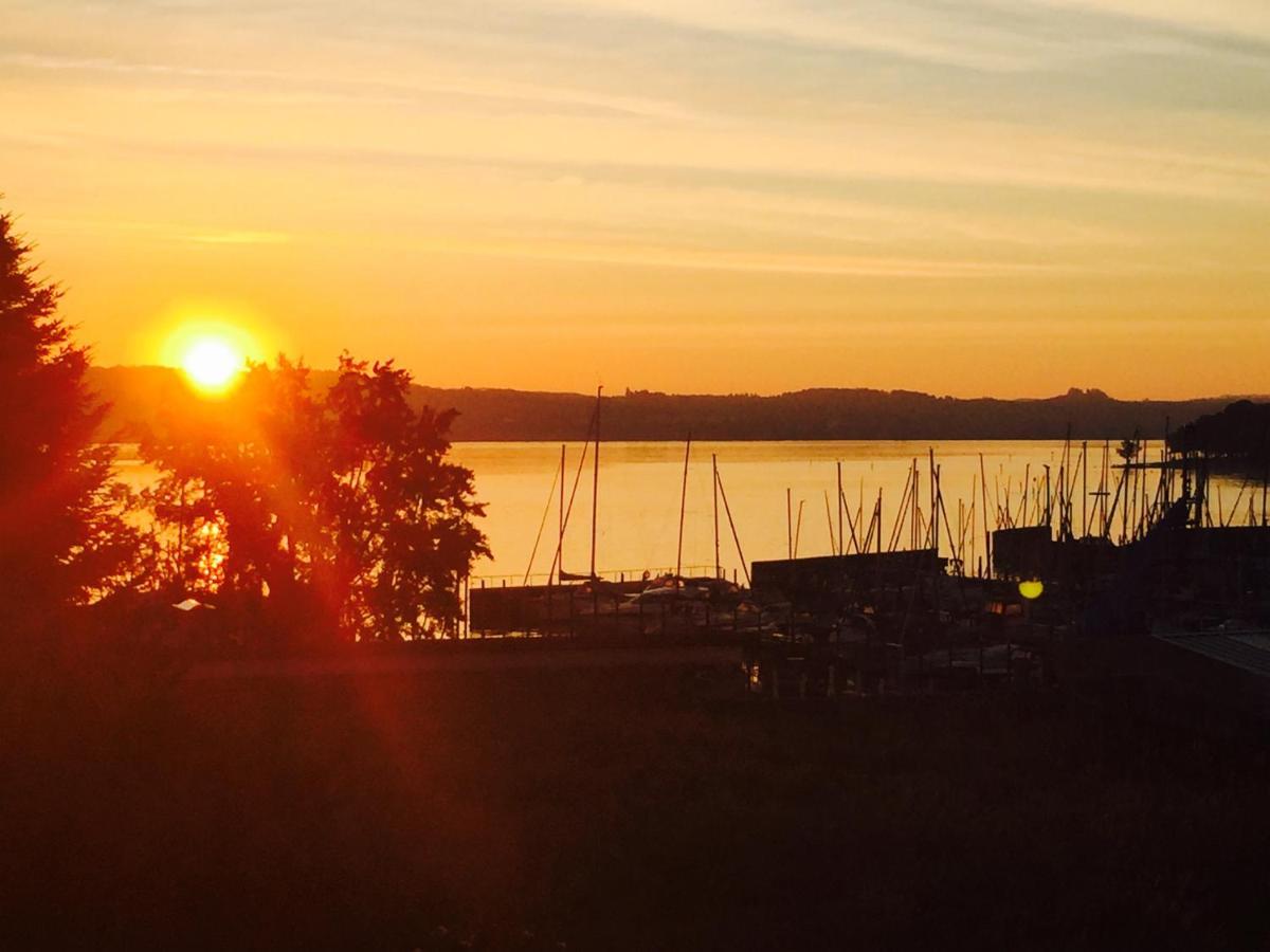 Double Room with Lake View,1204696723:JPEG